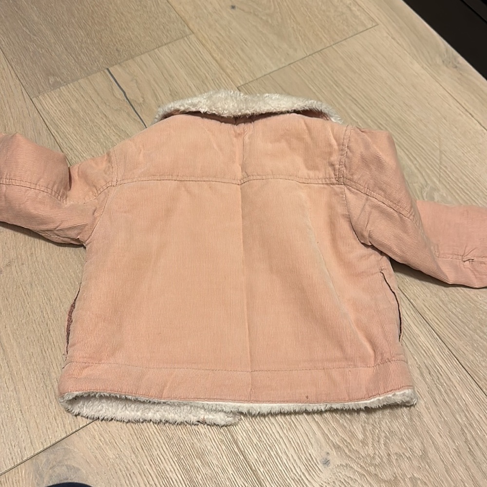 Zara - Picture 3 of 4